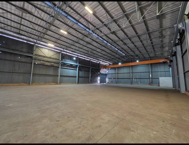 1,703M² WAREHOUSE TO LET IN JUPITER